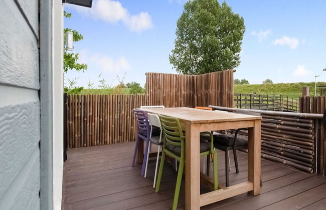 Idyllic Holiday Home in Ooltgensplaat With Private Terrace - Photo 18