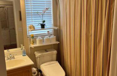 Vic's 3 bedroom 4beds & POOL centrally located! - Foto 14