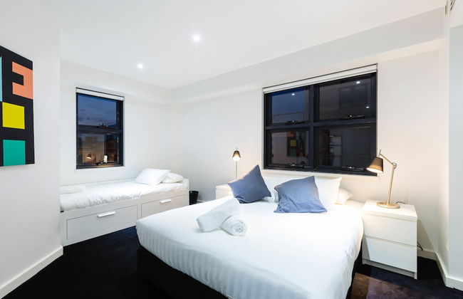 MADDISON, 3BDR Port Melbourne Apartment - Foto 2