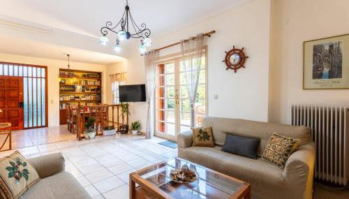 Avia's Seaside Hideaway with Lush Garden - Foto 3