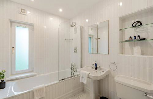 Spacious Gleneagles Apartment - Foto 35