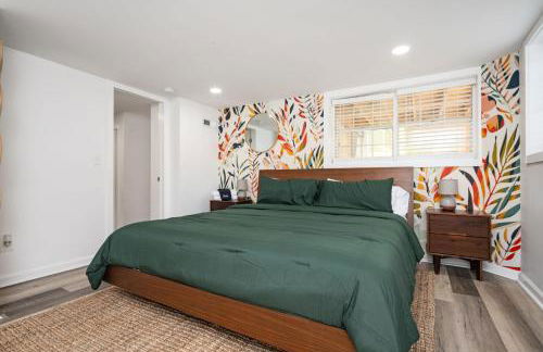 Chic 2-Bed Haven with Vibrant Décor in SE Atlanta - Foto 20