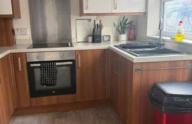 4-Bed Family Home - Steps from Nottingham Forest Ground - Foto 2