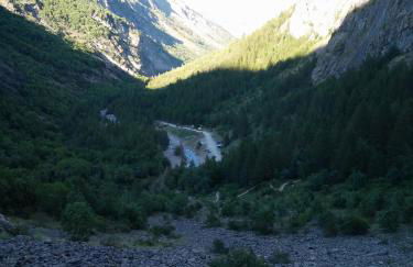 Agréable appartement au calme avec vue montagne, commune de Le Monêtier les Bains - Le Freyssinet - Photo 51