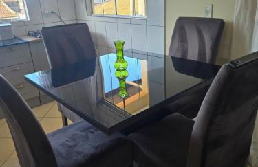 Ótimo apartamento com ampla sacada e vista pro mar - Foto 40