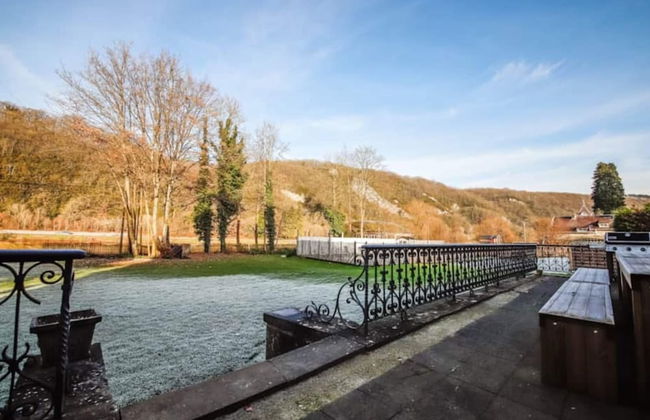 Modern Holiday Home in Hastiere With Sauna - Foto 31