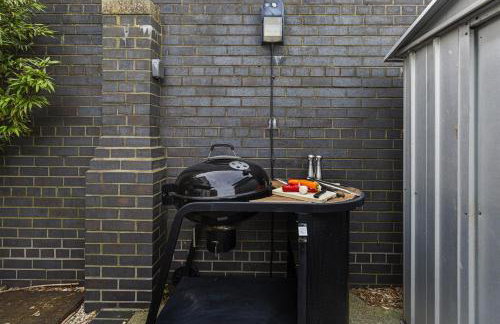 Thrushley Cottage - sleeps 7 - with roof terrace - Foto 42