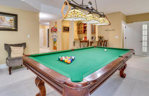 Elegant 6,300-Sq-Ft Family Home with Hot Tub in Orem - Photo 2