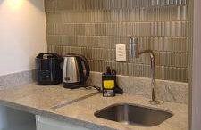 EL1907 Apt lindo ao lado do metro luz com piscina - Foto 6