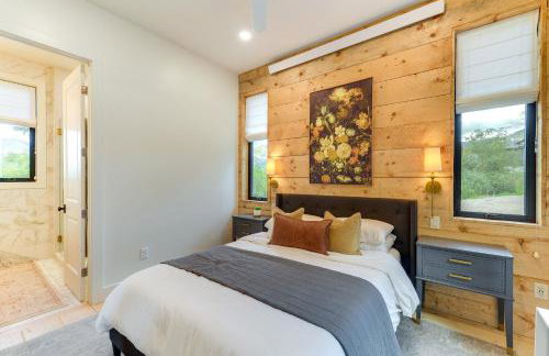 Modern Turnerville Cabin with Hot Tub and Scenic Views - Foto 12