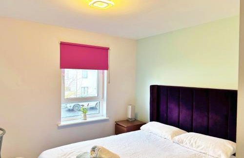 3 bed house with parking near airport - Foto 9