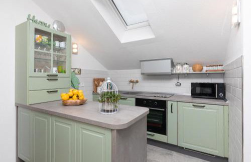 "Villa Kostela"-Villa in nature with 4 bedrooms, 2 bathrooms and 2 kitchens - Foto 3