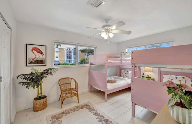 Poolside Paradise Dock & Pool! - Foto 7