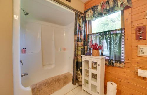 Pet Friendly Mullett Lake Home 3 Mi to Marina! - Foto 24