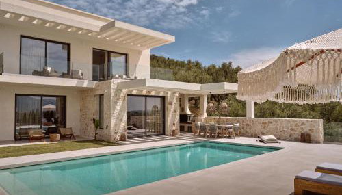 Armela Villa, with Pool & Captivating Views, By ThinkVilla - Foto 5, sunbed