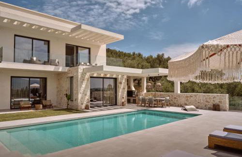 Armela Villa, with Pool & Captivating Views, By ThinkVilla - Foto 1