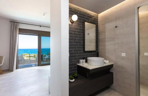 Lagoon Seaside Villa, Sumptuous Retreat,By ThinkVilla - Photo 42