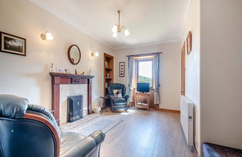 Kilbride Cottage-Uk46886 - Photo 3