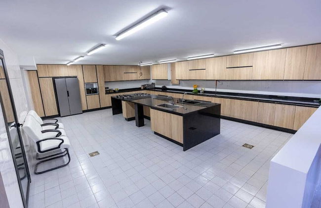 Villa Almaz Marrakech – Palais Exclusif avec Piscine, Spa et Sauna - Foto 16