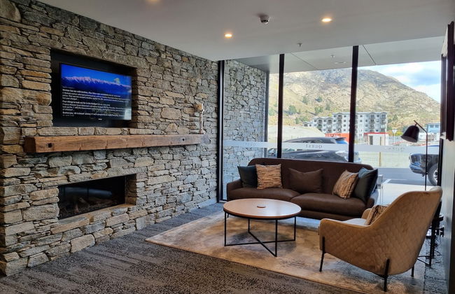 Quest Queenstown - Photo 41