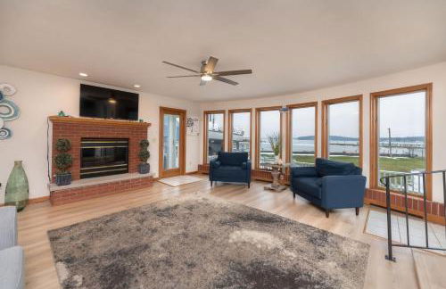 Waterfront Sodus Gem, Dock Game Loft Bay View - Foto 31