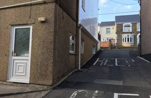 Tranquil Welsh Mountain Gem, Abertillery, Wales - Foto 58