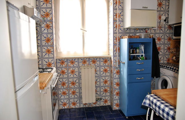 Edy sea View Holiday Apartment - Photo 13