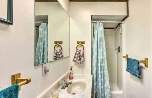 Rustic-Chic Lake Glen Studio 4 Mi to Beach! - Foto 16