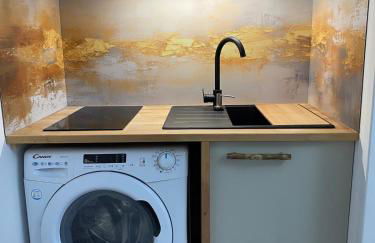 Beau studio avec accès plage, jardin, piscine, tennis, vélos, Netflix - Photo 4