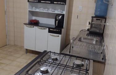 Apartamento amplo 10 mim da praia - Foto 48