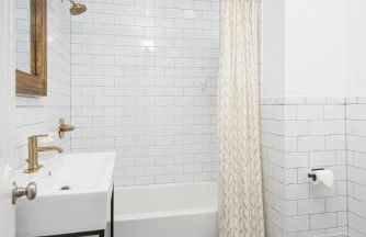Bright & Spacious 3-Bedroom in Vibrant Bushwick! - Foto 12