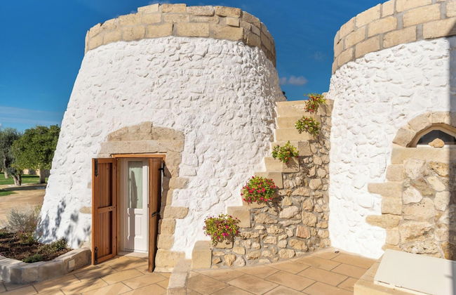 Trullo Meraviglia With Garden And Pool - Photo 39