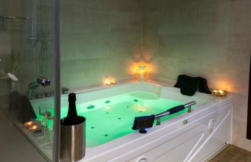 Apartamentos rurales Posada de Monfragüe con jacuzzi - Foto 35