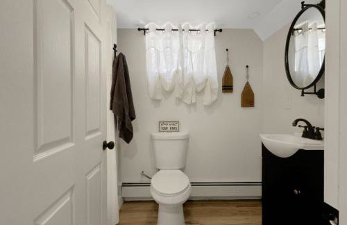 Melvin Village - 5 Bed 3 Bath Arcade Near Lake Pet Friendly fee applies - Foto 36