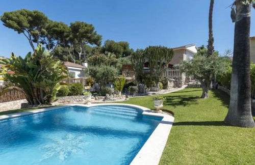 Catalunya Casas Superb Traditional Elegance walking distance to beach - Foto 1