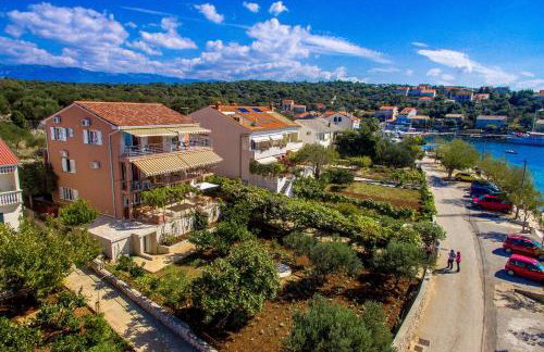 Apartments Ivan Sea View in Peaceful Lun - Photo 64