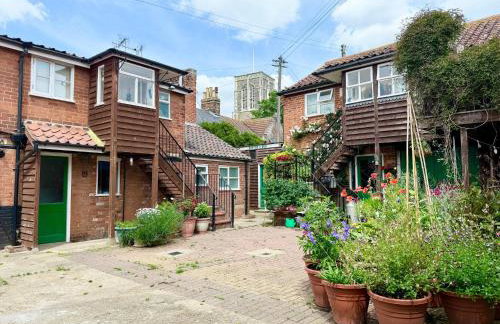 Prime Location - Southwold Gem - Sleeps 8 - Whole Cottage - Photo 67