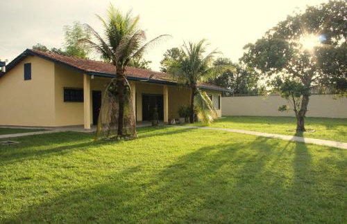 Casa ampla com jardim e 3 suítes em Novo Airão - Foto 3