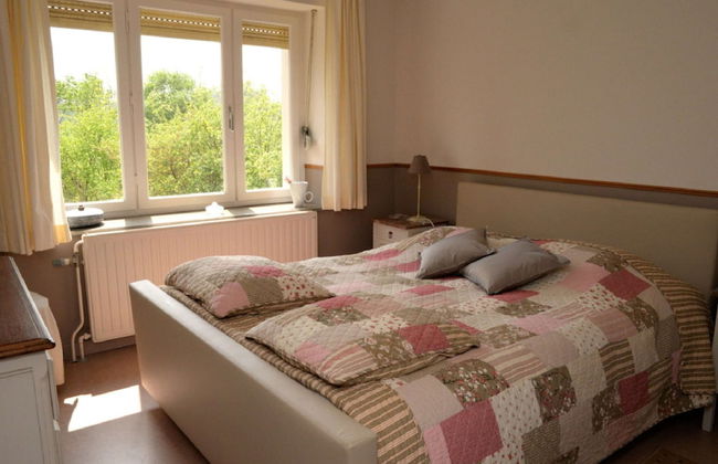 Family Villa Near Forest - Foto 2