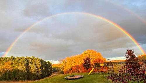 7,000 Sq Ft! Private Rapid City Estate with Pool - Foto 2