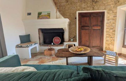 Charming & medieval village house completely renovated with great exterior and views - Foto 11