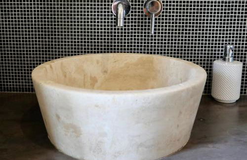 Marché des Capucins - Calme - Lumineux - Garage - Foto 17