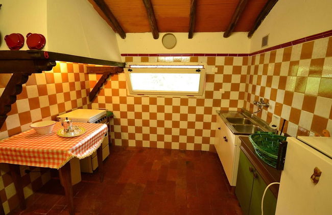 Holiday Home With Shared Pool - Photo 9