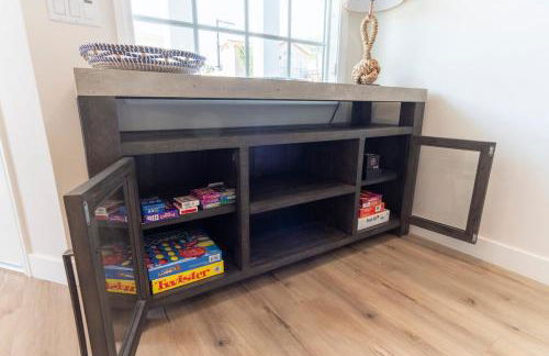 Family Beach House, 400ft to Beach, Parking, BBQ - Foto 23