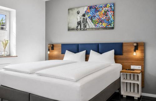 JUNIPRO Luxury Apartments - Photo 69