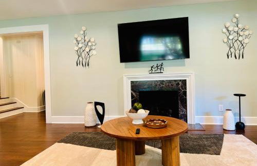 Raleigh Retreat with Pool Table, Grill & ADA Bath - Foto 26