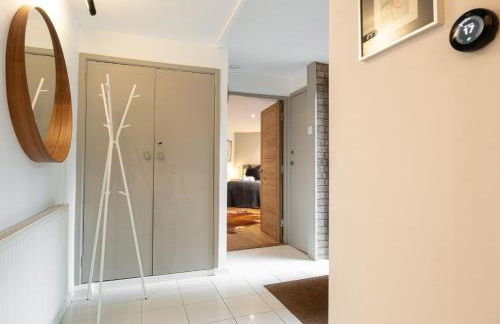 Stunning 6 Bedroom with Swimming Pool & Sauna! - Foto 21