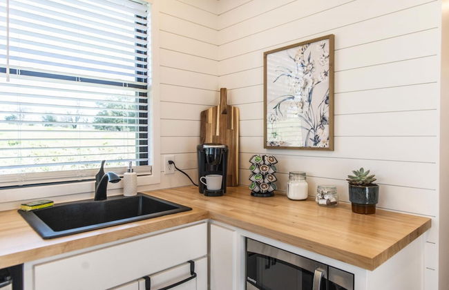 The Meadows Container Home in Country Setting - Foto 20