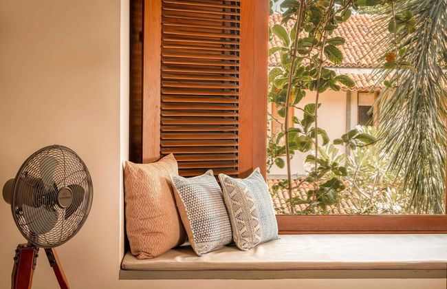 Ishq Colombo - Photo 54