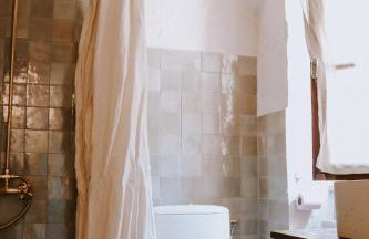 Unique historical home, middle of the village, bath & patio - Foto 14